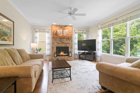 Tiny photo for 1342 N Wellington Court, Palatine, IL 60067 (MLS # 12375575)