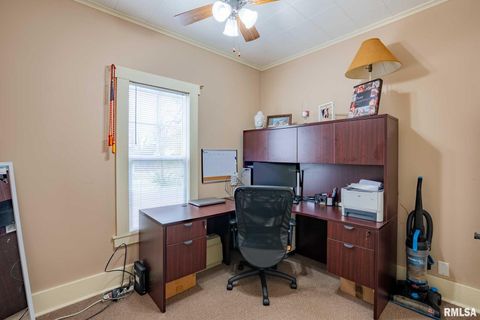 Tiny photo for 712 CIRCLE Drive, Marion, IL 62959 (MLS # QC4269900)