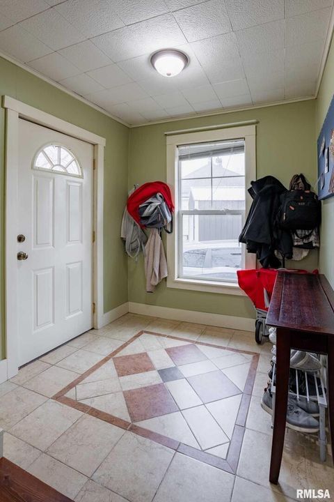 Tiny photo for 712 CIRCLE Drive, Marion, IL 62959 (MLS # QC4269900)