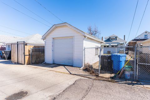 Tiny photo for 2840 N Mobile Avenue, Chicago, IL 60634 (MLS # 12585183)