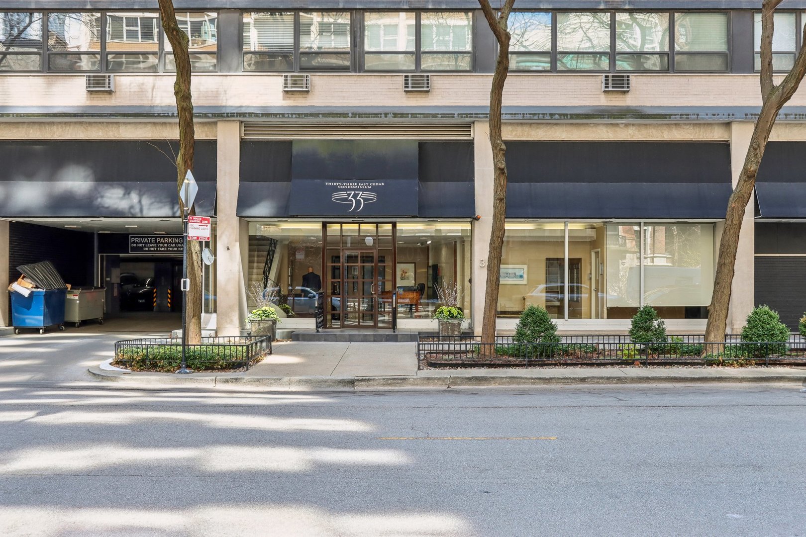 33 E Cedar Street 11A