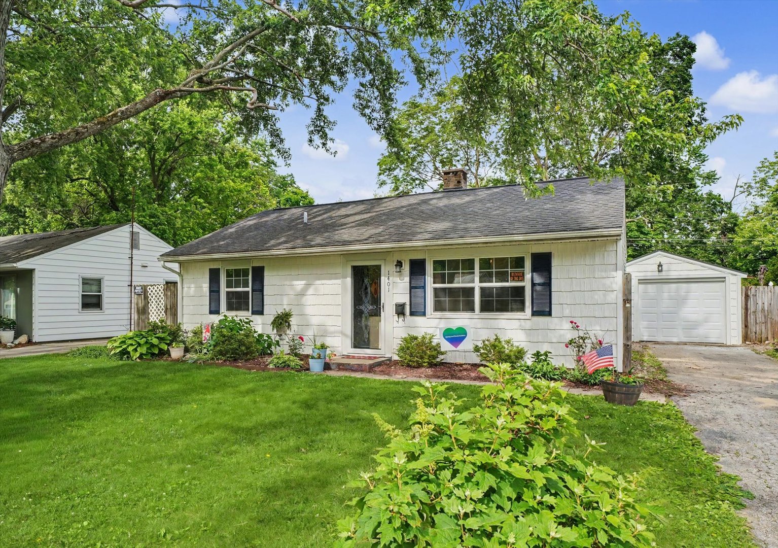 1401 S Cottage Grove Avenue