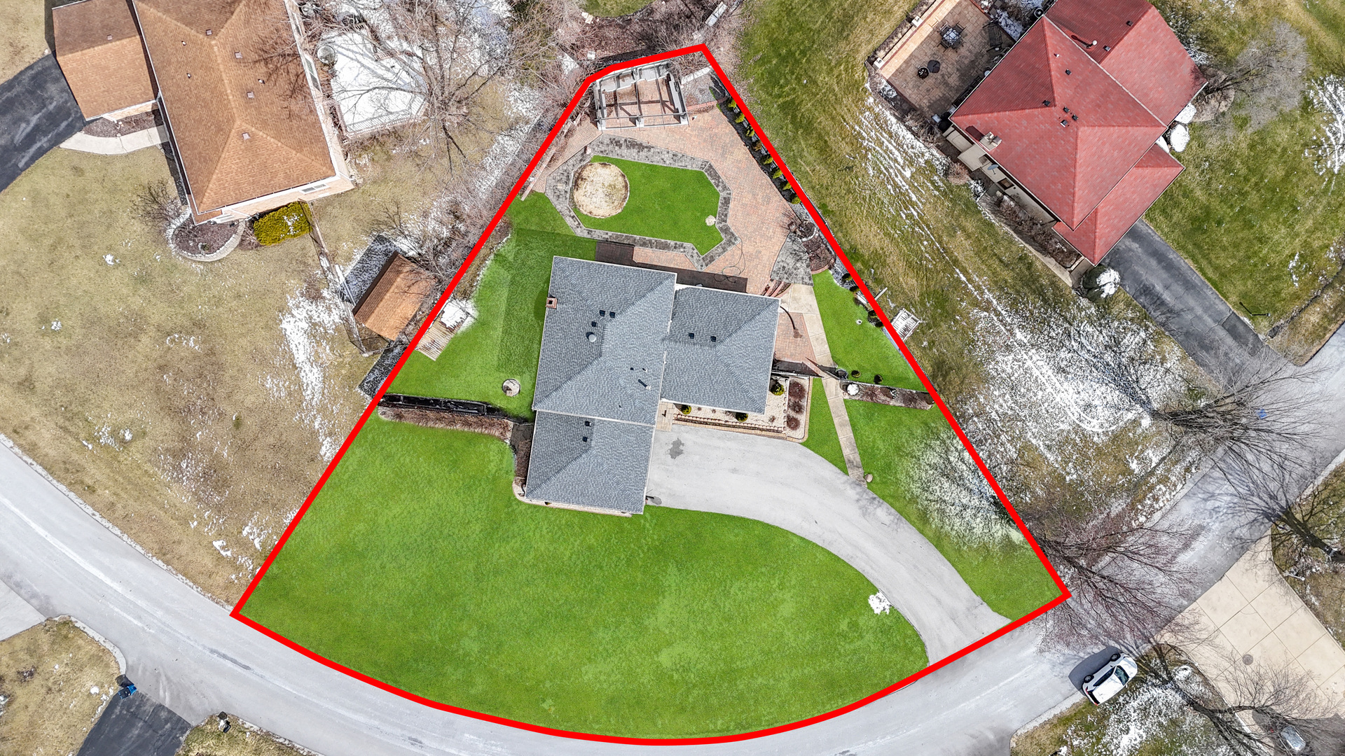 2938 E Shagbark Trail