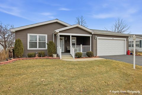 Photo of 4 Hialeah Court, Grayslake, IL 60030 (MLS # 12584517)