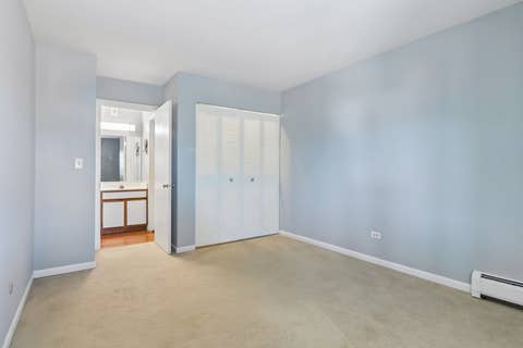 Tiny photo for 1806 Hemlock Place #303, Schaumburg, IL 60173 (MLS # 12665590)