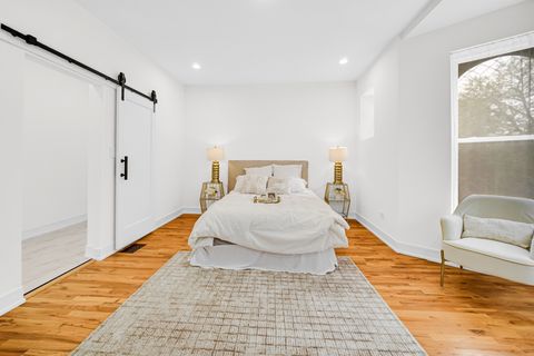 Tiny photo for 4752 S Champlain Avenue, Chicago, IL 60615 (MLS # 12435088)