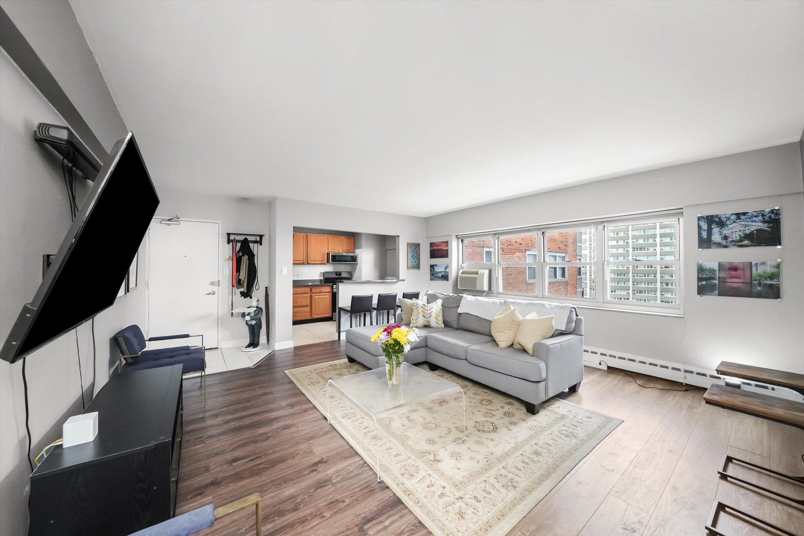 4970 N Marine Drive 1129