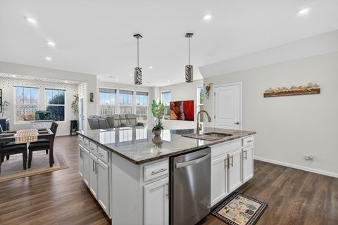 Tiny photo for 509 Watercress Drive, Aurora, IL 60504 (MLS # 12640659)