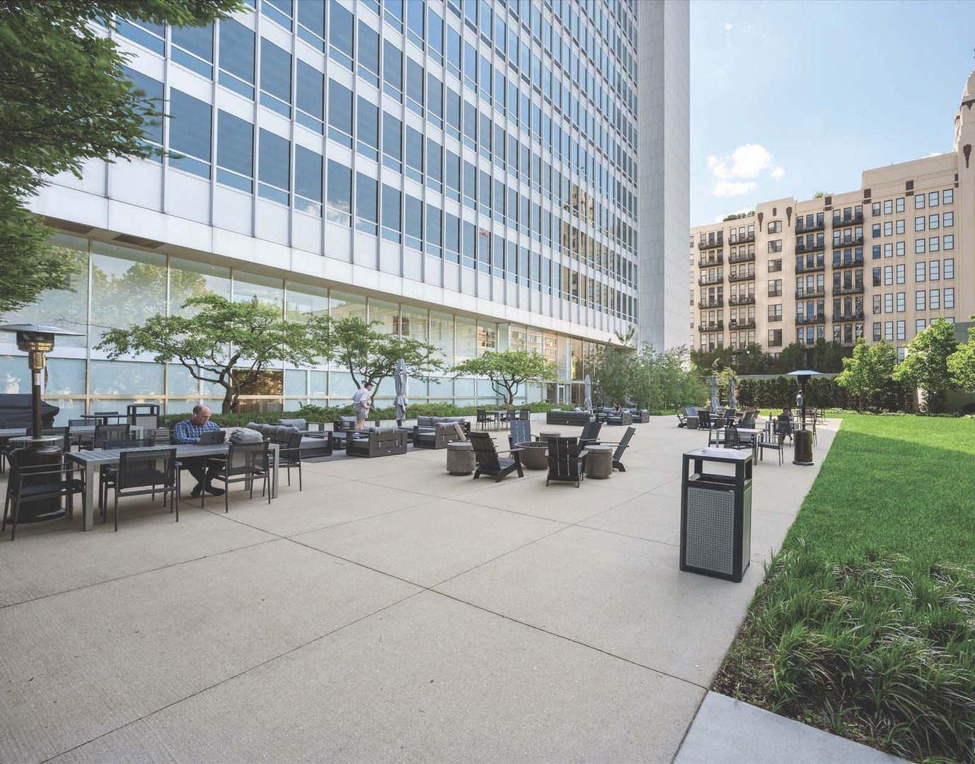 500 W Superior Street 808