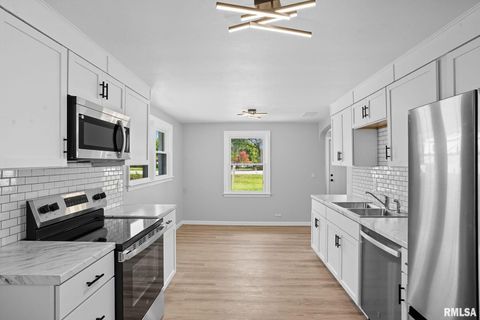 Tiny photo for 1511 36th Avenue, Moline, IL 61265 (MLS # 12597529)