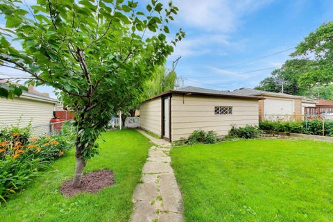 Tiny photo for 10426 S Artesian Avenue, Chicago, IL 60655 (MLS # 12692349)