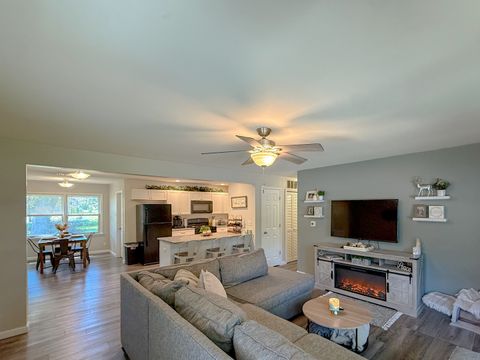 Tiny photo for 415 Parkside Drive, Sycamore, IL 60178 (MLS # 12670372)