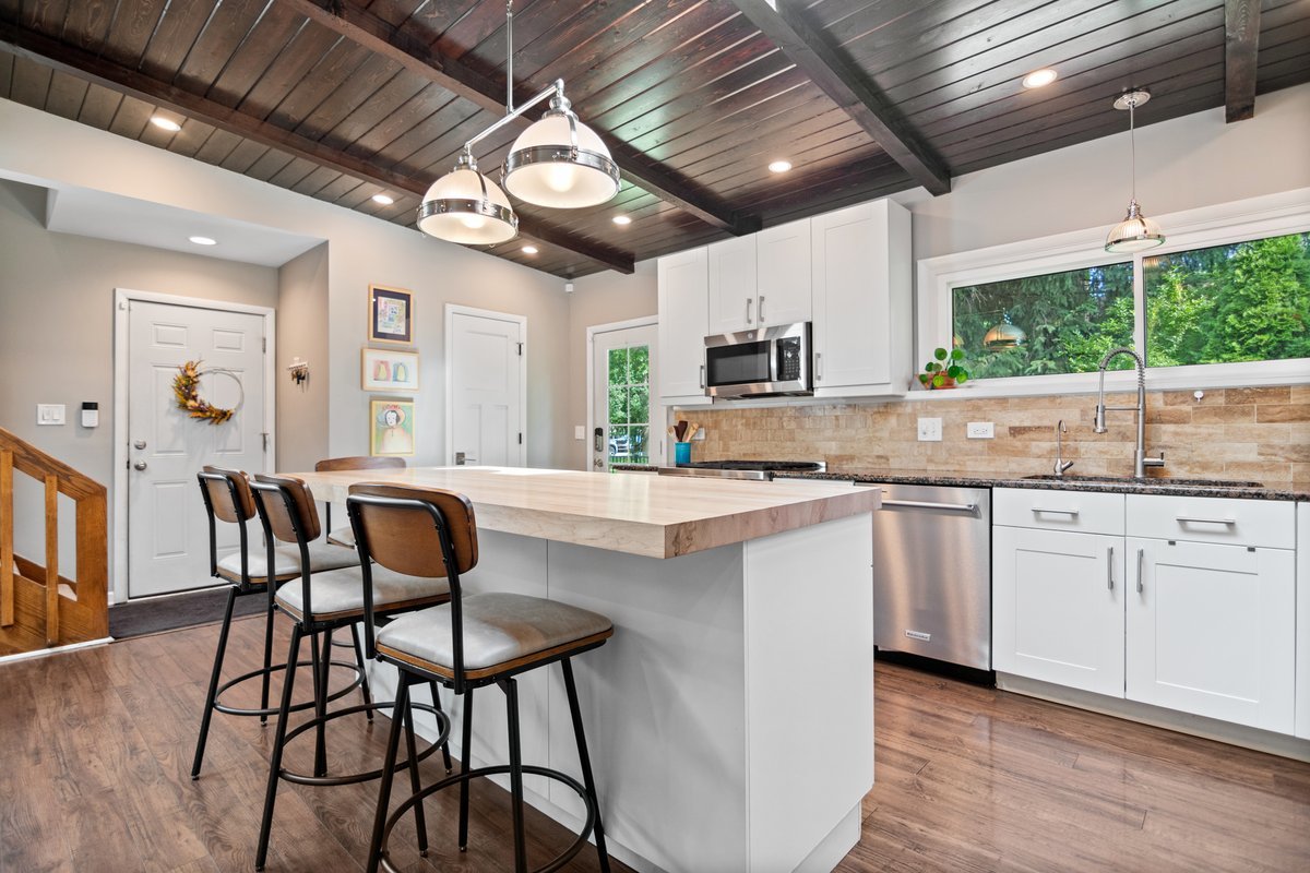 645 Indian Road