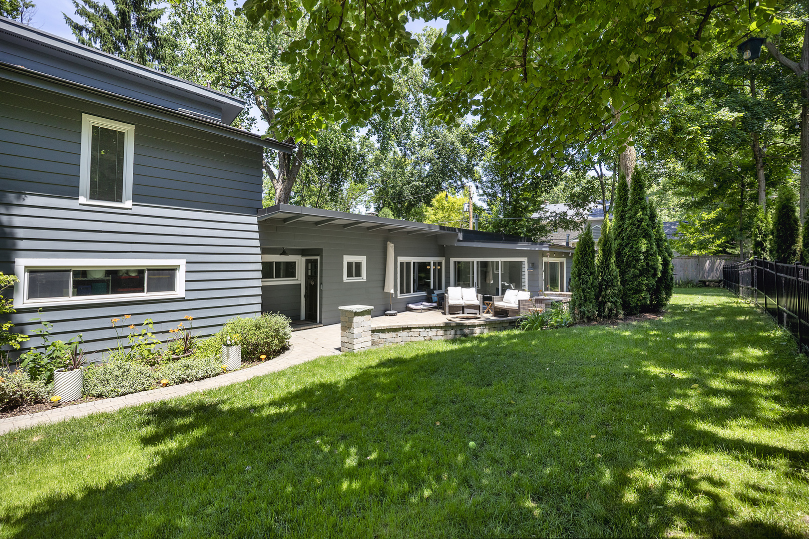 645 Indian Road