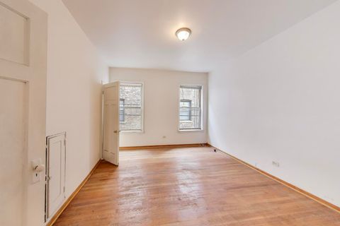 Tiny photo for 1059 E Hyde Park Boulevard #1, Chicago, IL 60615 (MLS # 12462762)