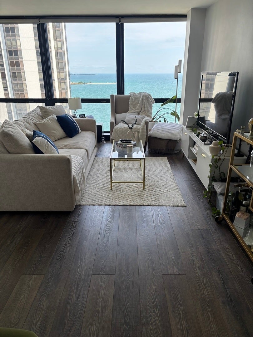 900 N LAKE SHORE Drive 2111
