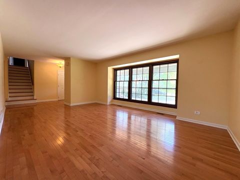 Tiny photo for 501 Ticonderoga Lane, Naperville, IL 60563 (MLS # 12458790)