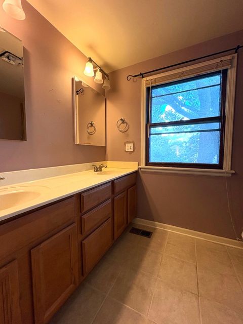 Tiny photo for 501 Ticonderoga Lane, Naperville, IL 60563 (MLS # 12458790)