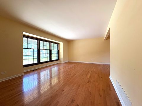 Tiny photo for 501 Ticonderoga Lane, Naperville, IL 60563 (MLS # 12458790)