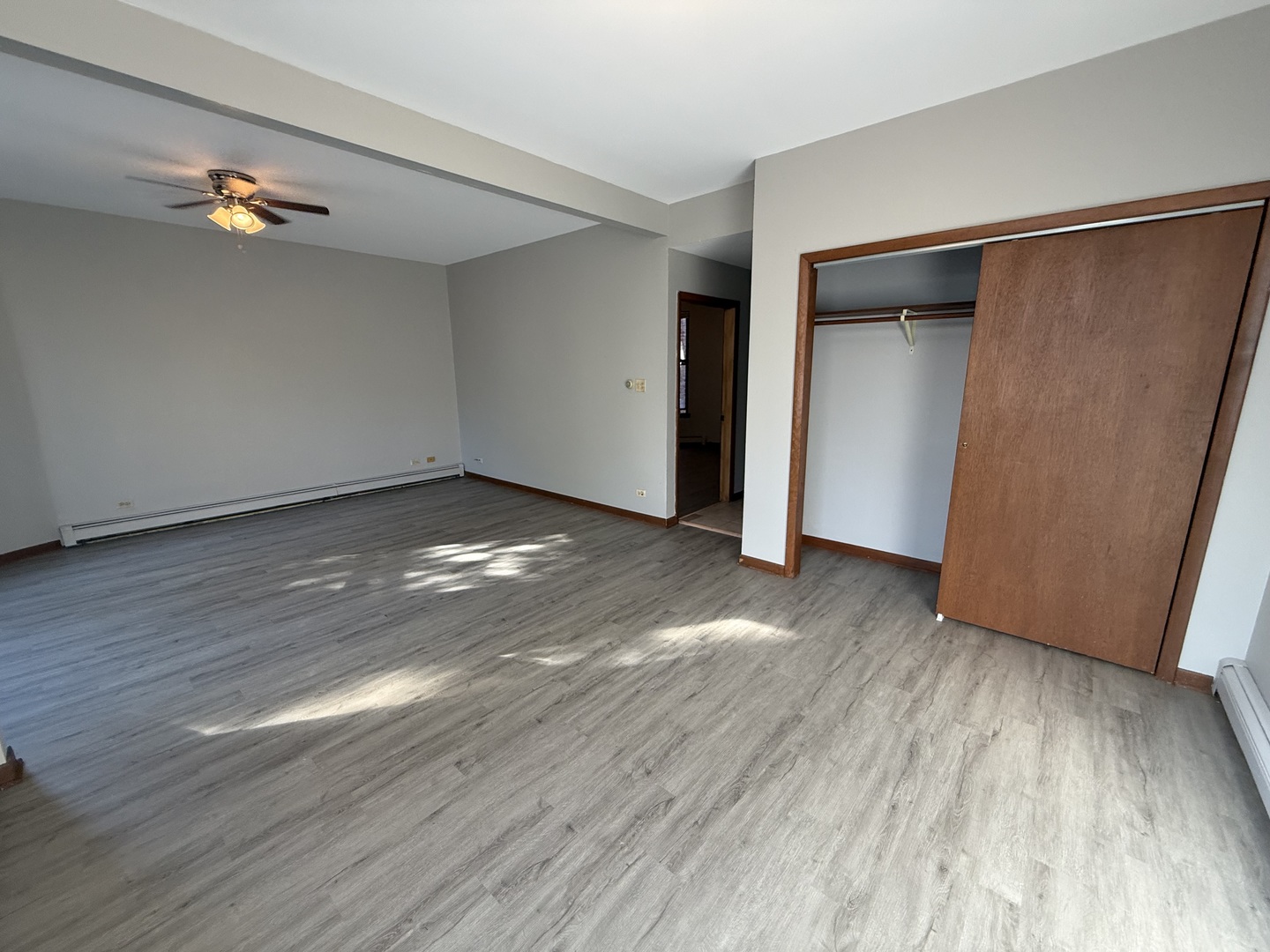 5852 S King Drive 1