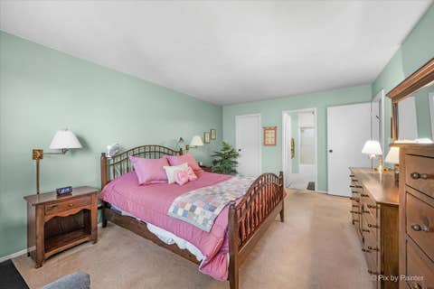 Tiny photo for 1605 E Central Road #301A, Arlington Heights, IL 60005 (MLS # 12717731)
