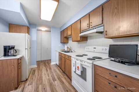 Tiny photo for 1605 E Central Road #301A, Arlington Heights, IL 60005 (MLS # 12717731)
