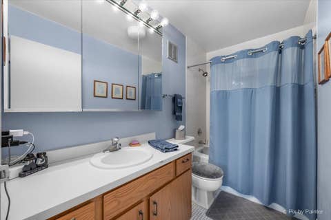 Tiny photo for 1605 E Central Road #301A, Arlington Heights, IL 60005 (MLS # 12717731)