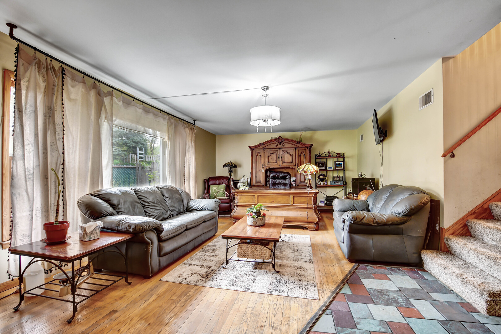 8944 S 85th Court