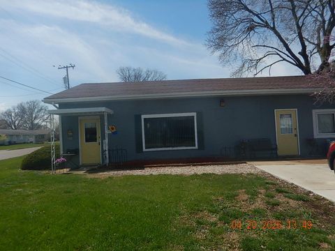 Tiny photo for 549 Edwards Street, Kewanee, IL 61443 (MLS # 12618703)