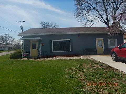 Photo of 549 Edwards Street, Kewanee, IL 61443 (MLS # 12618703)