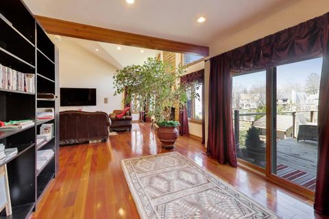 Tiny photo for 26811 N Oakdale Lane, Mundelein, IL 60060 (MLS # 12624914)