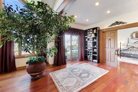 Tiny photo for 26811 N Oakdale Lane, Mundelein, IL 60060 (MLS # 12624914)