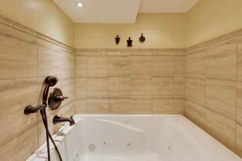 Tiny photo for 26811 N Oakdale Lane, Mundelein, IL 60060 (MLS # 12624914)