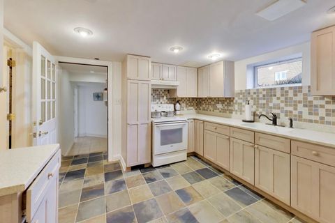 Tiny photo for 26811 N Oakdale Lane, Mundelein, IL 60060 (MLS # 12624914)