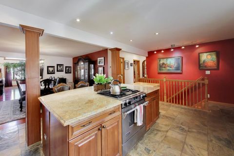 Tiny photo for 26811 N Oakdale Lane, Mundelein, IL 60060 (MLS # 12624914)