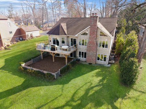 Photo of 26811 N Oakdale Lane, Mundelein, IL 60060 (MLS # 12624914)