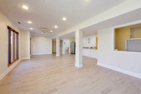 Tiny photo for 26811 N Oakdale Lane, Mundelein, IL 60060 (MLS # 12624914)