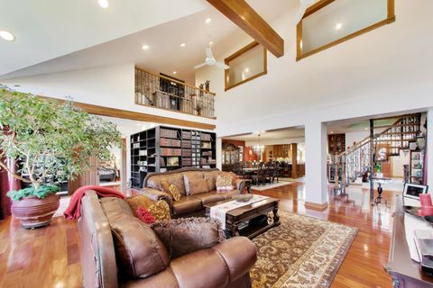 Tiny photo for 26811 N Oakdale Lane, Mundelein, IL 60060 (MLS # 12624914)