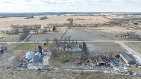 Tiny photo for 6259 N Pecatonica Road, Pecatonica, IL 61063 (MLS # 12548937)