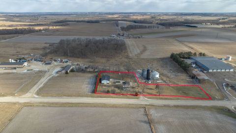 Tiny photo for 6259 N Pecatonica Road, Pecatonica, IL 61063 (MLS # 12548937)
