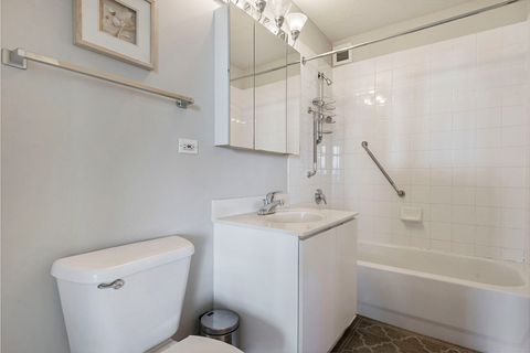 Tiny photo for 2 E Erie Street #3706, Chicago, IL 60611 (MLS # 12678760)