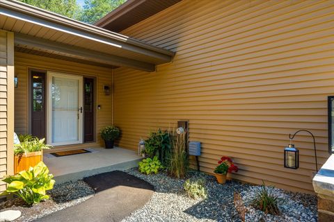 A home in Sugar Grove