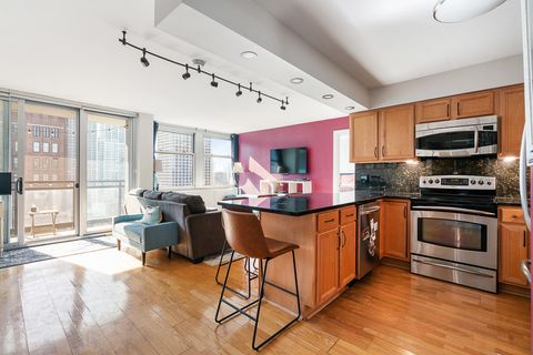 Tiny photo for 30 E Elm Street #20G, Chicago, IL 60611 (MLS # 12571659)