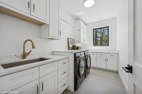 Tiny photo for 1933 Ridgewood Lane W, Glenview, IL 60025 (MLS # 12492067)