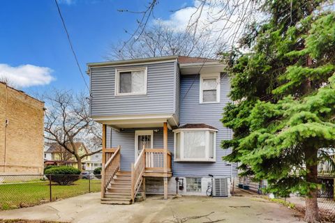 Tiny photo for 28 N Lockwood Avenue, Chicago, IL 60644 (MLS # 12603641)