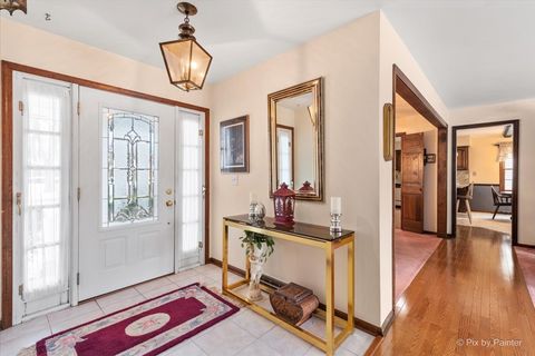 Tiny photo for 145 Sherwood Drive, Cary, IL 60013 (MLS # 12528529)