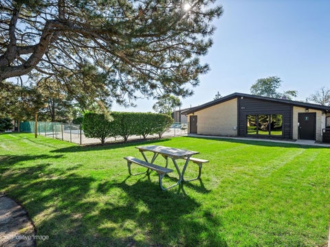 Tiny photo for 6177 KNOLL WOOD Road #302, Willowbrook, IL 60527 (MLS # 12771682)