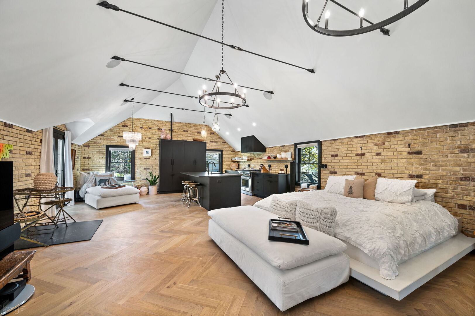 1619 McGovern Avenue