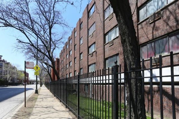 1040 W HOLLYWOOD AVE APT 310, CHICAGO, IL 60660 - Image 2e7ede5b4c319075d60a42b3d32808ad/762445155