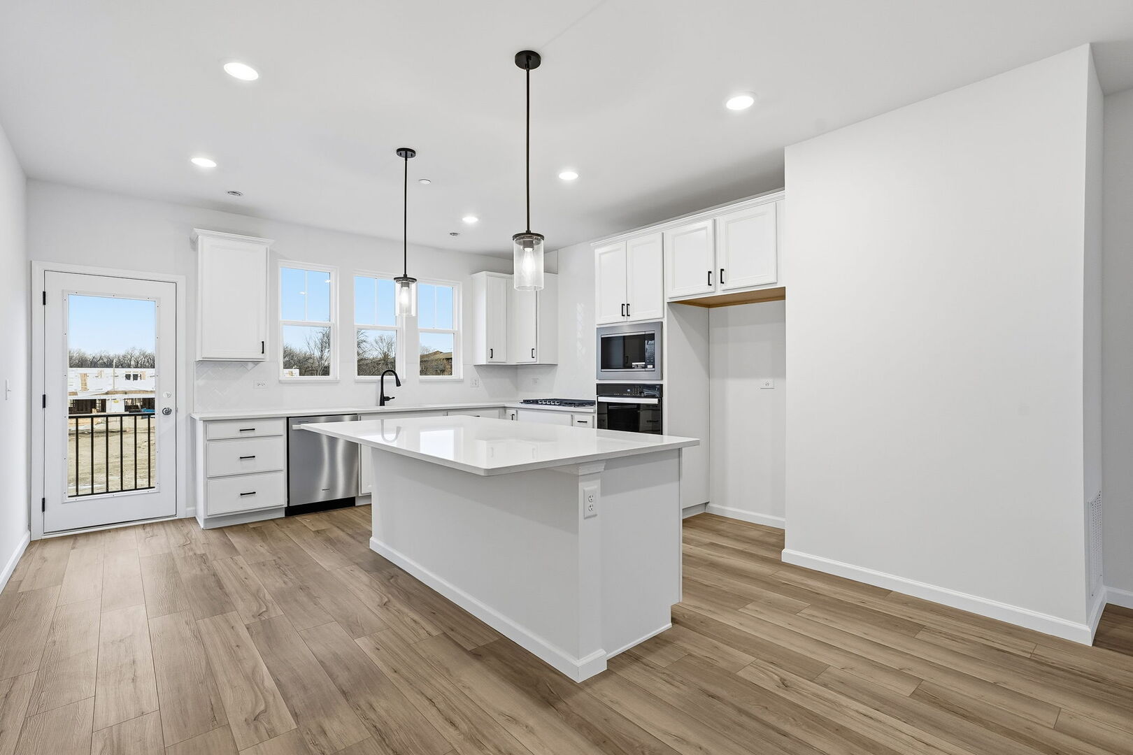 244 Warren Lane 11249